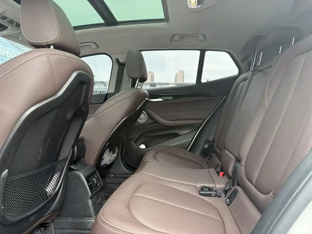 BMW X2 2023 — фото 10