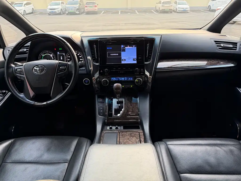 Toyota Vellfire 2019 — фото 12