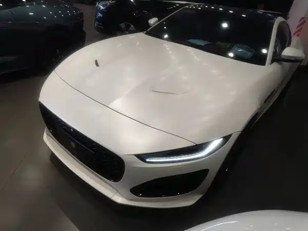 Jaguar F-TYPE 2024