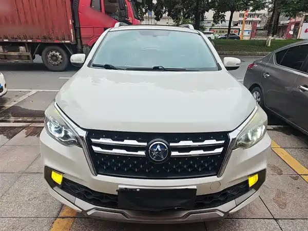 Venucia T70 2018