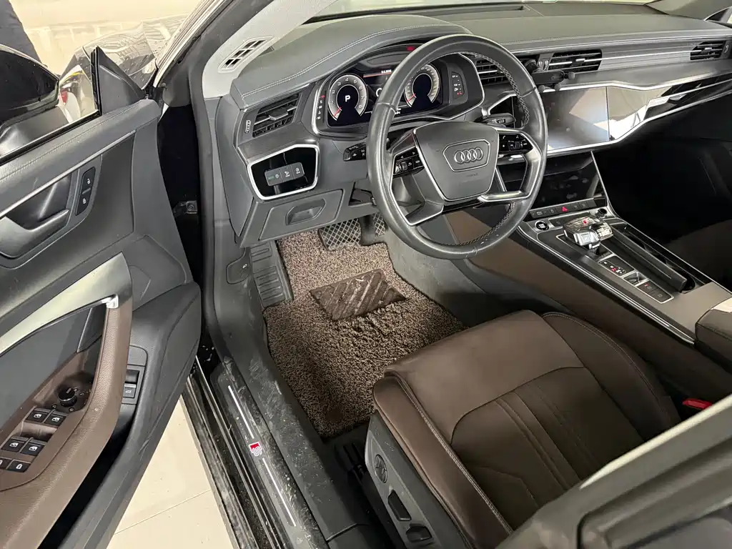 Audi A7L 2023 — фото 5