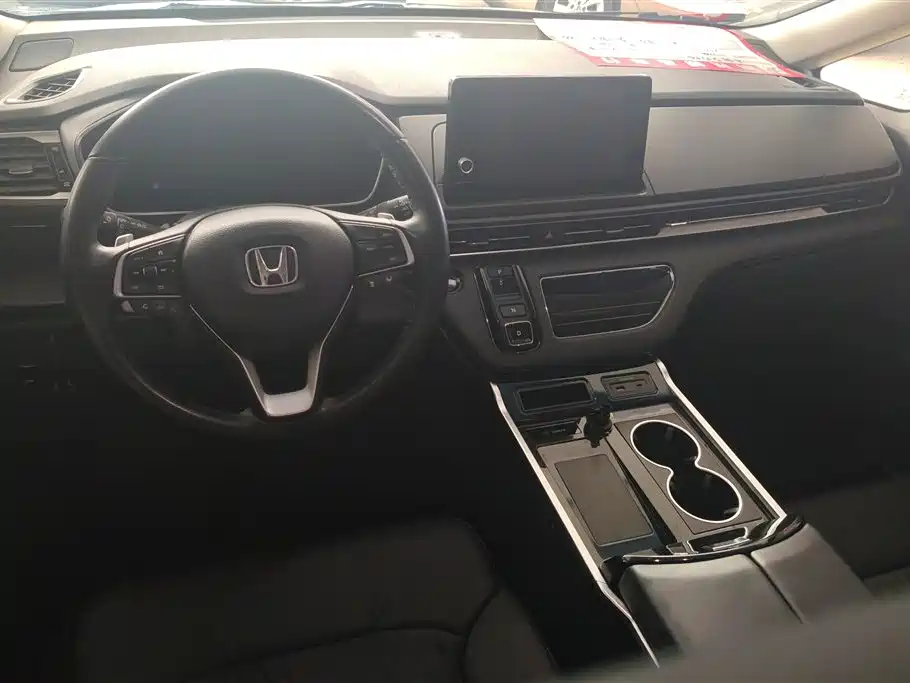 Honda Elysion 2023 — фото 12