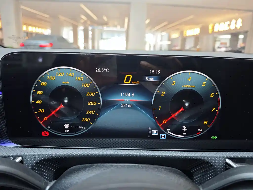 Mercedes-Benz A-Class 2023 — фото 12