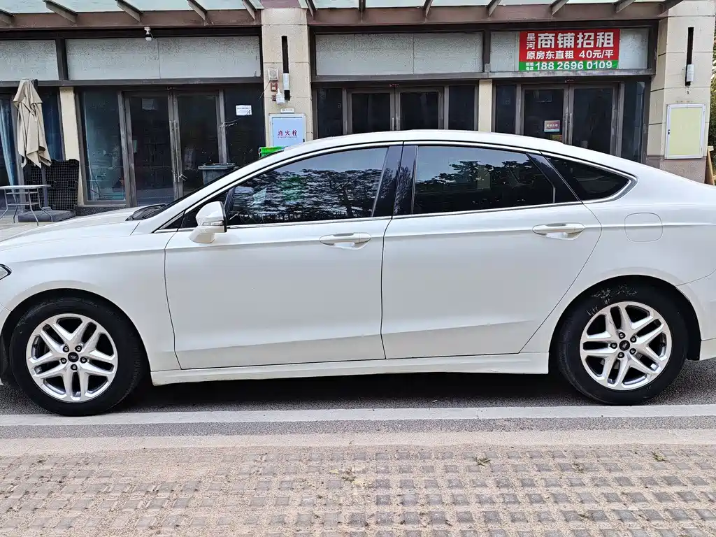 Ford Mondeo 2016 — фото 3