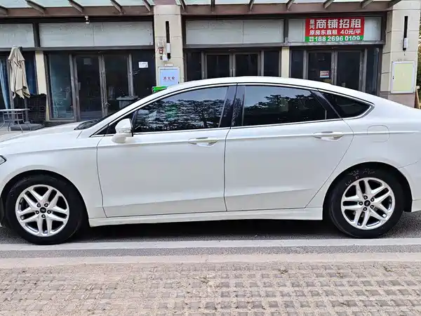 Ford Mondeo 2013