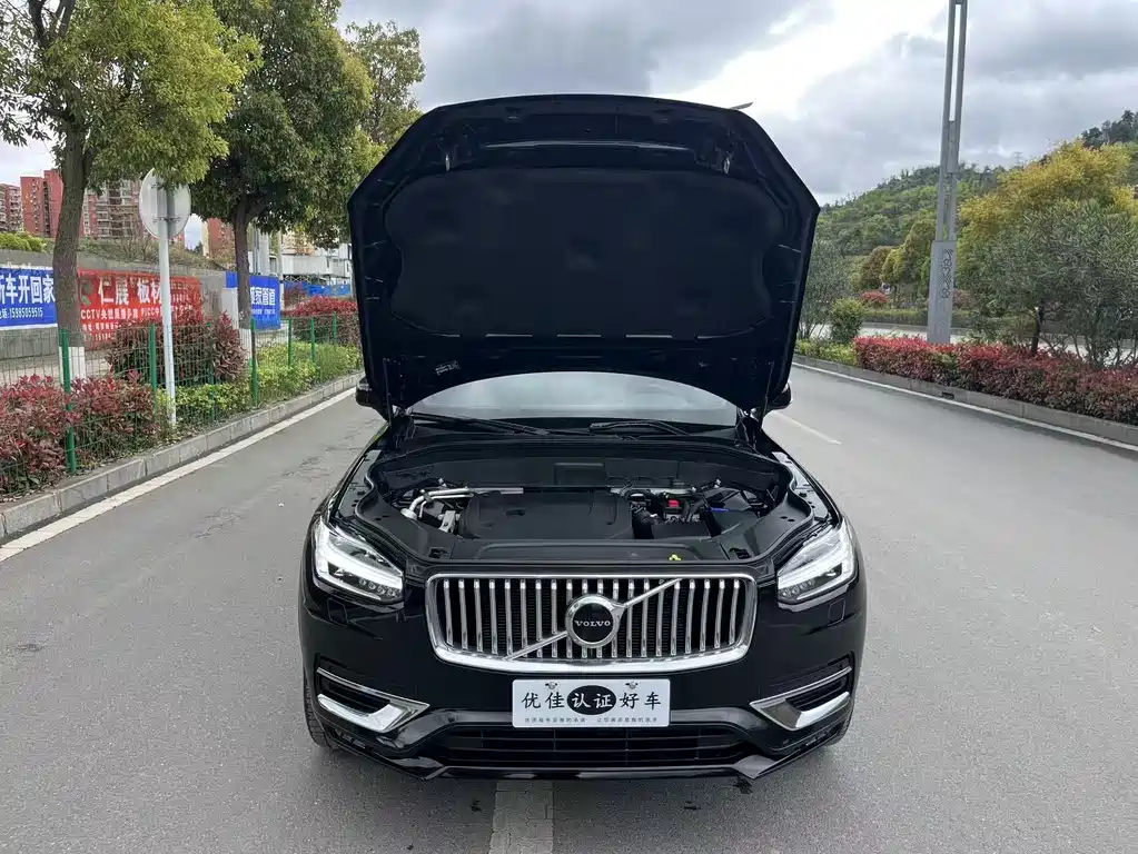 Volvo XC90 2021 — фото 8