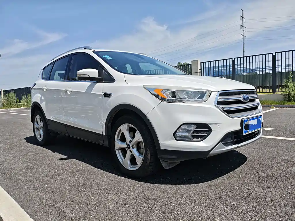 Ford Kuga 2017 — фото 3