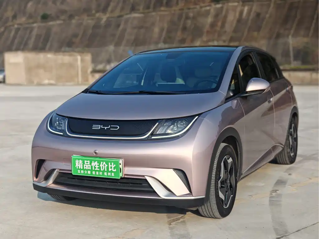 BYD Dolphin 2023