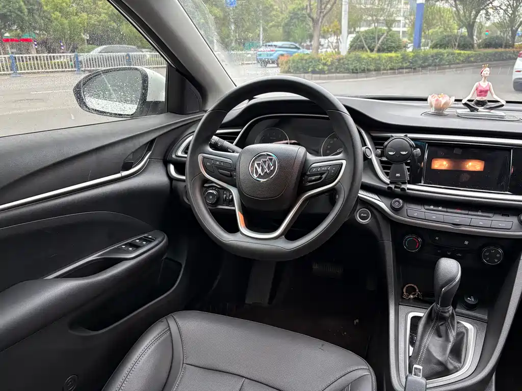 Buick Excelle 2022