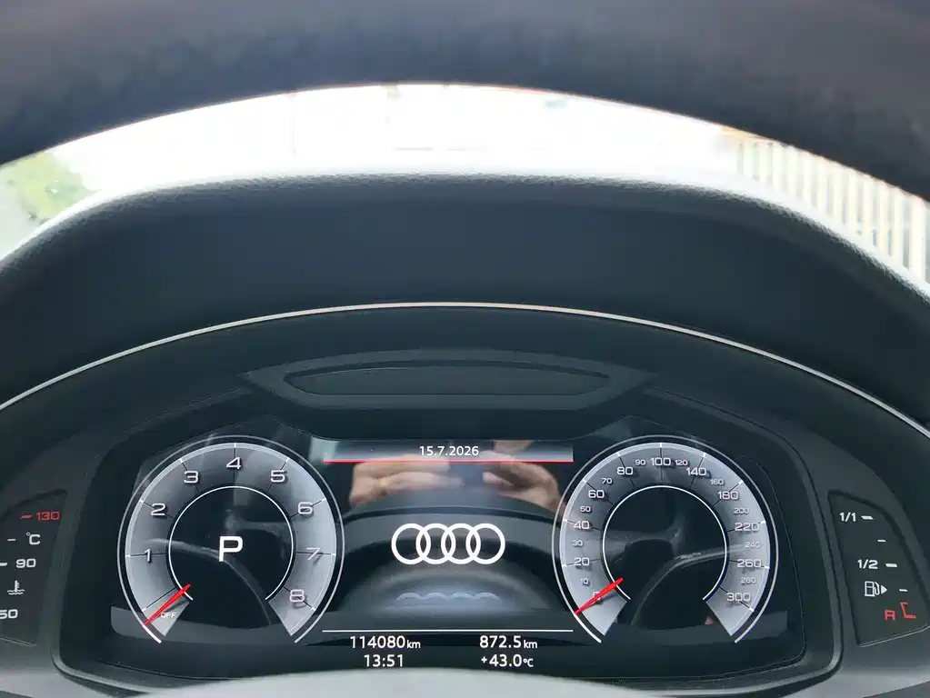 Audi Q7 2021 — фото 9