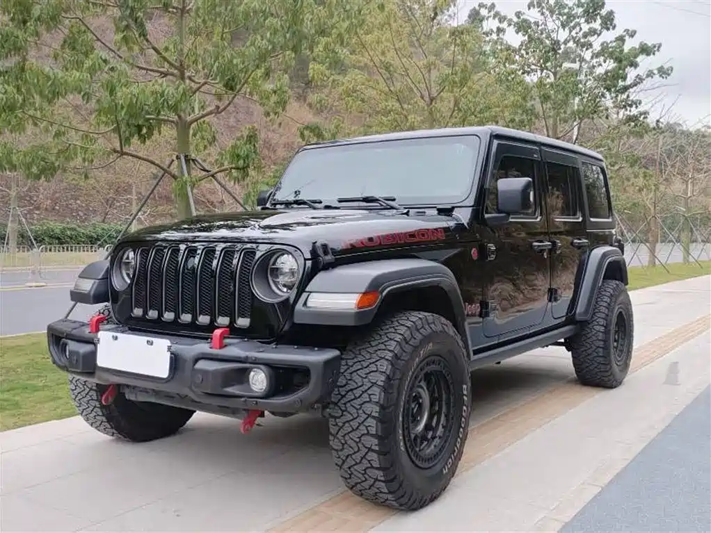 Jeep Wrangler 2023 — фото 1