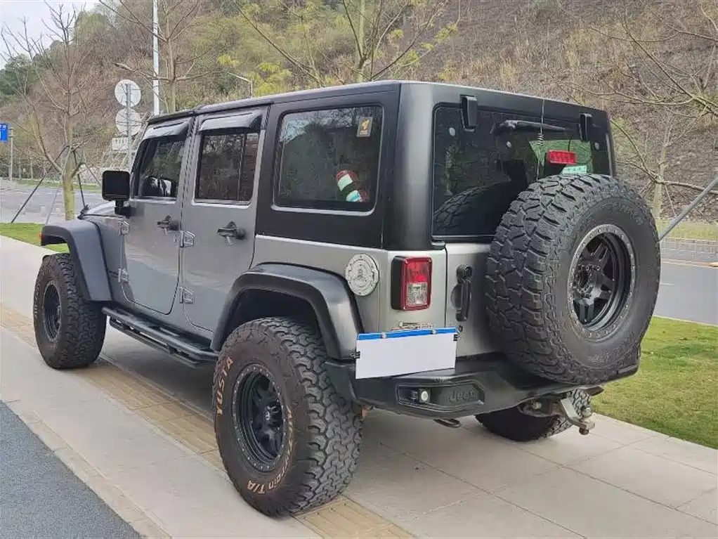 Jeep Wrangler 2015 — фото 4
