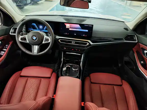 BMW 3 Series 2023