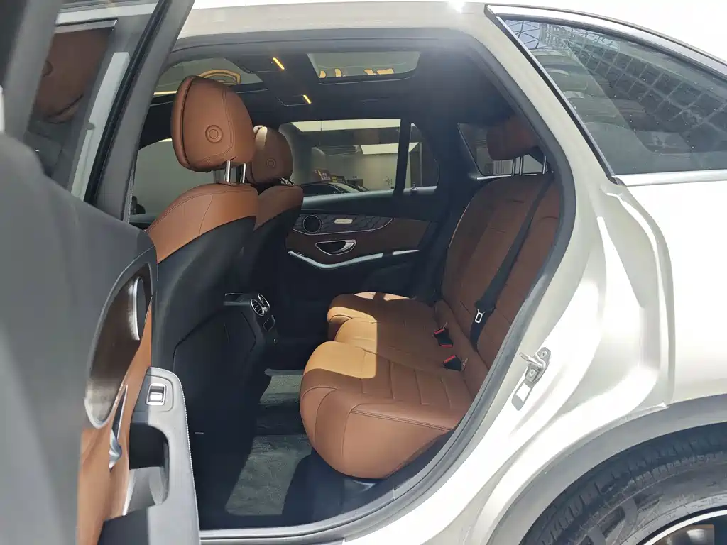 Mercedes-Benz GLC 2020 — фото 10