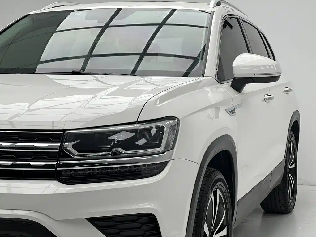 Volkswagen Tharu 2022