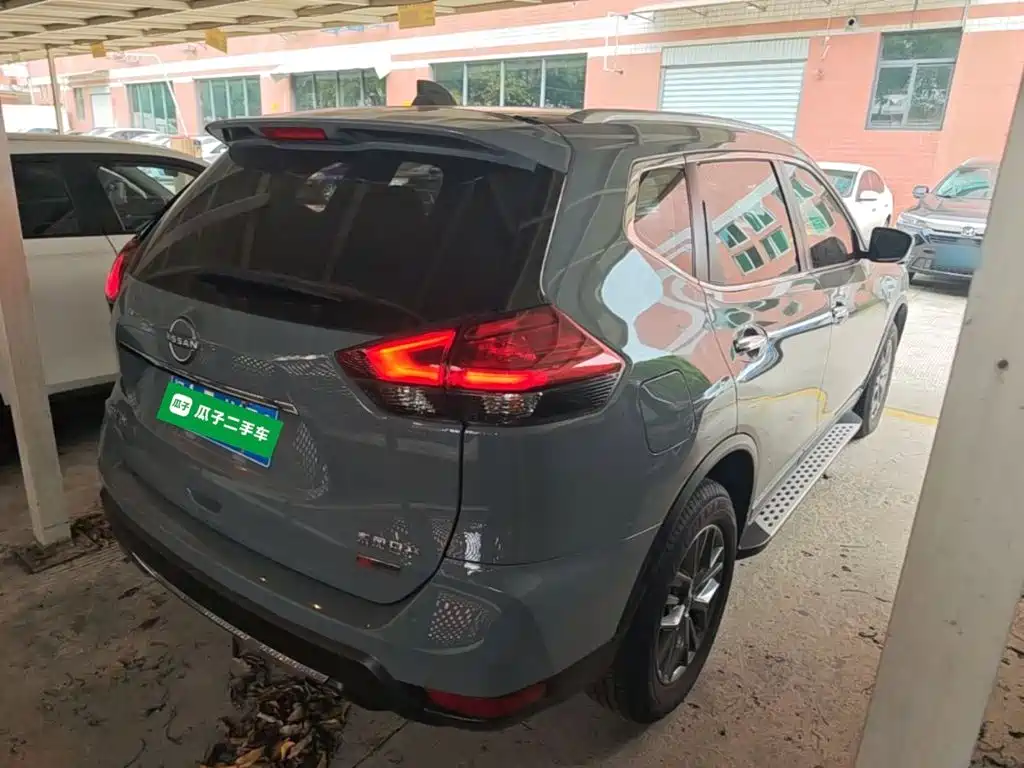 Nissan X-Trail 2025