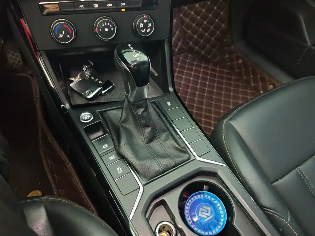 Volkswagen Passat 2020 — фото 10