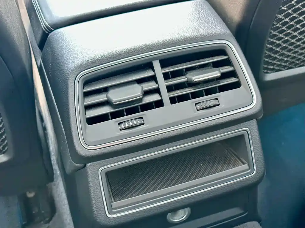 Audi A6L 2021 — фото 10