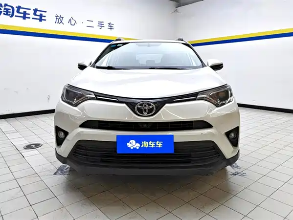 Toyota RAV4 2016