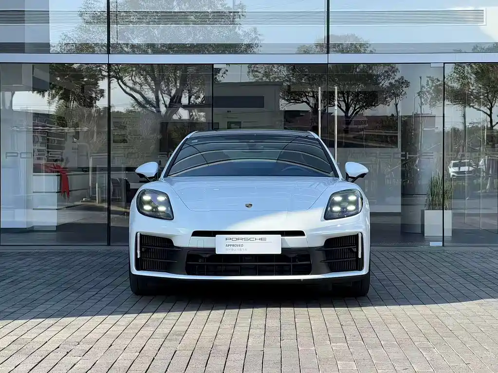 Porsche Panamera 2025 — фото 5