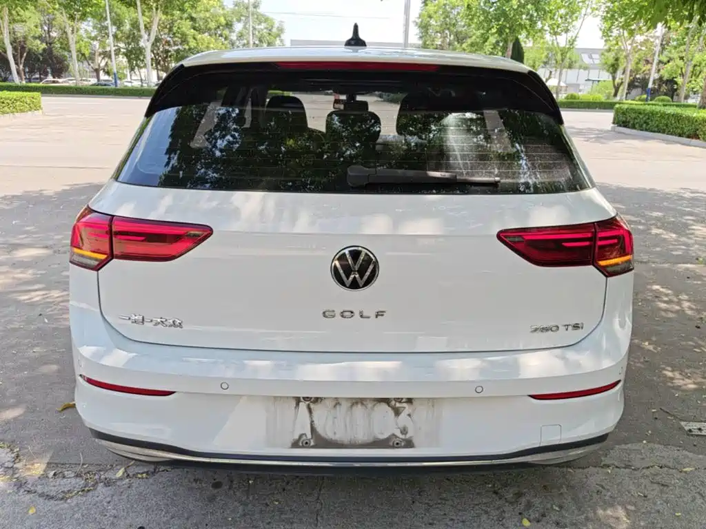 Volkswagen Golf 2024