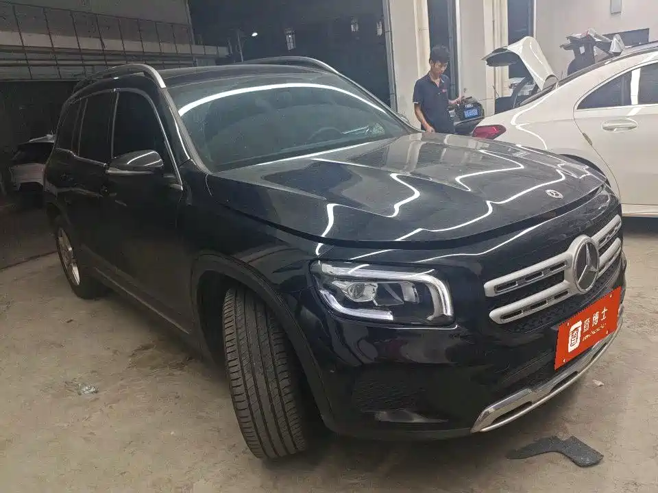 Mercedes-Benz GLB 2022