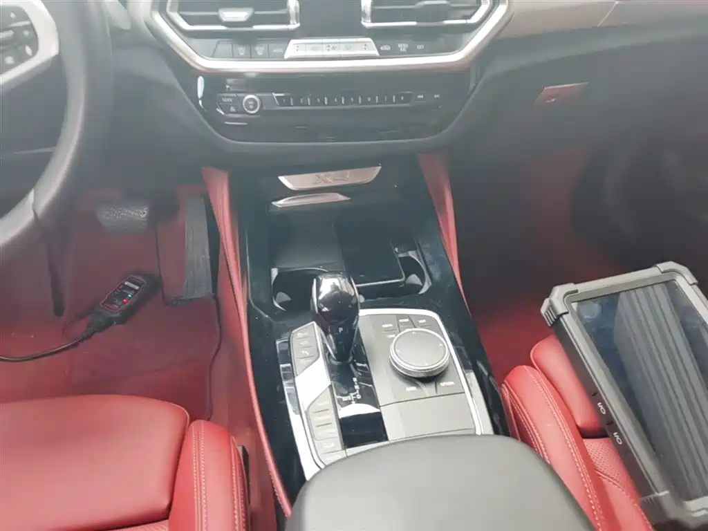 BMW X4 2025 — фото 14