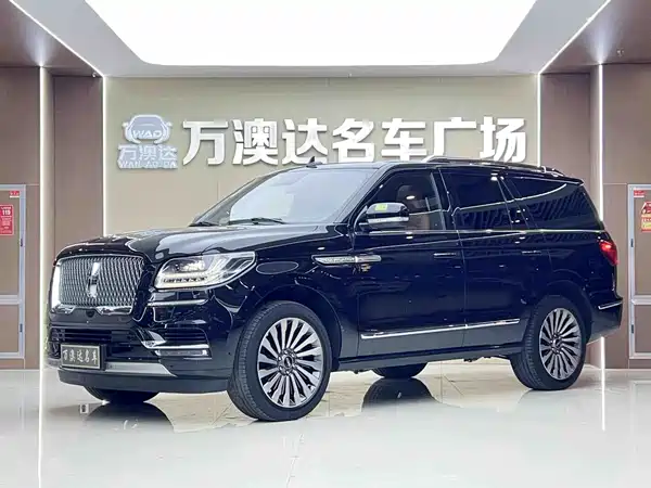 Lincoln Navigator 2022