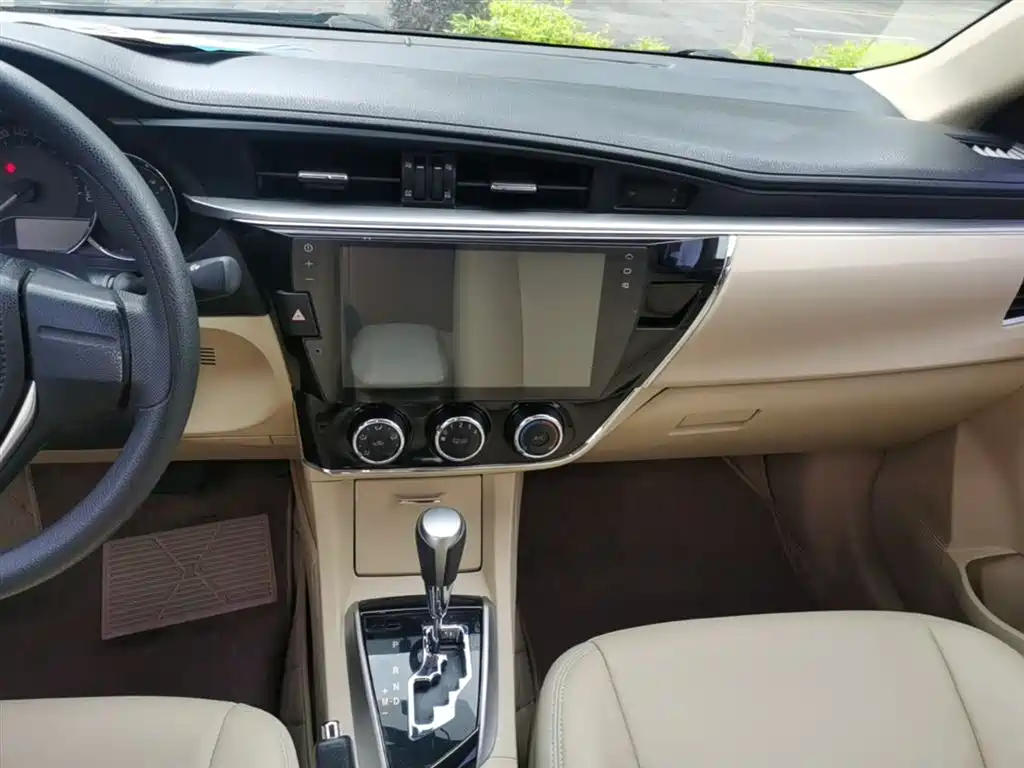 Toyota Corolla 2016 — фото 13