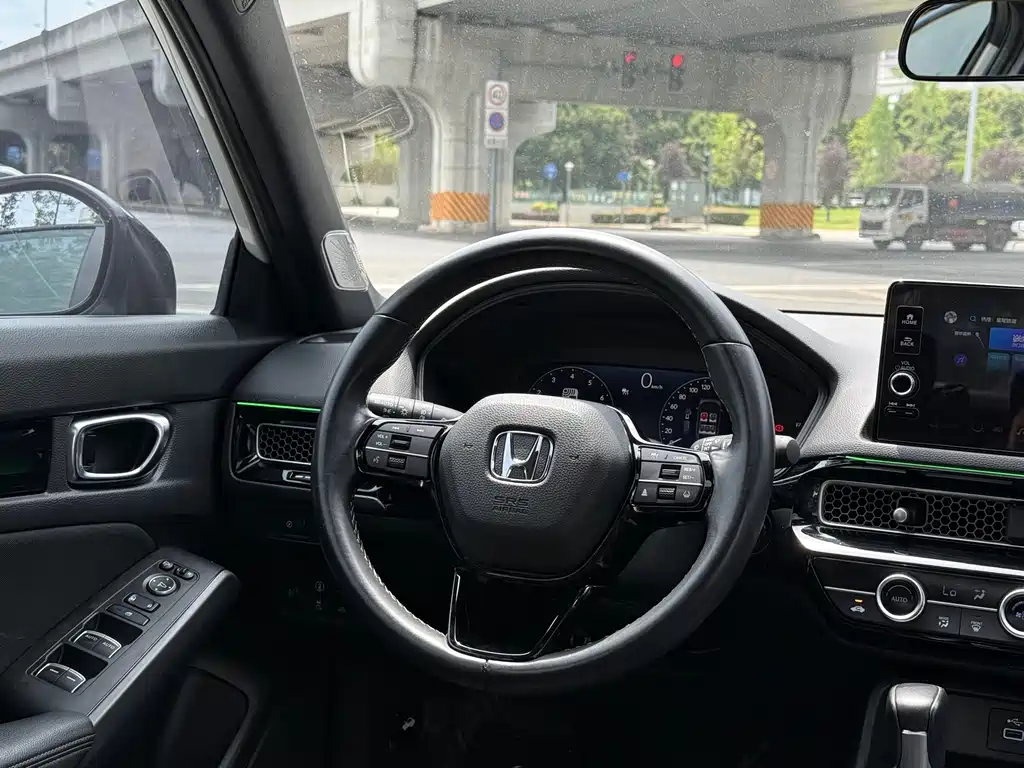 Honda Civic 2023 — фото 17