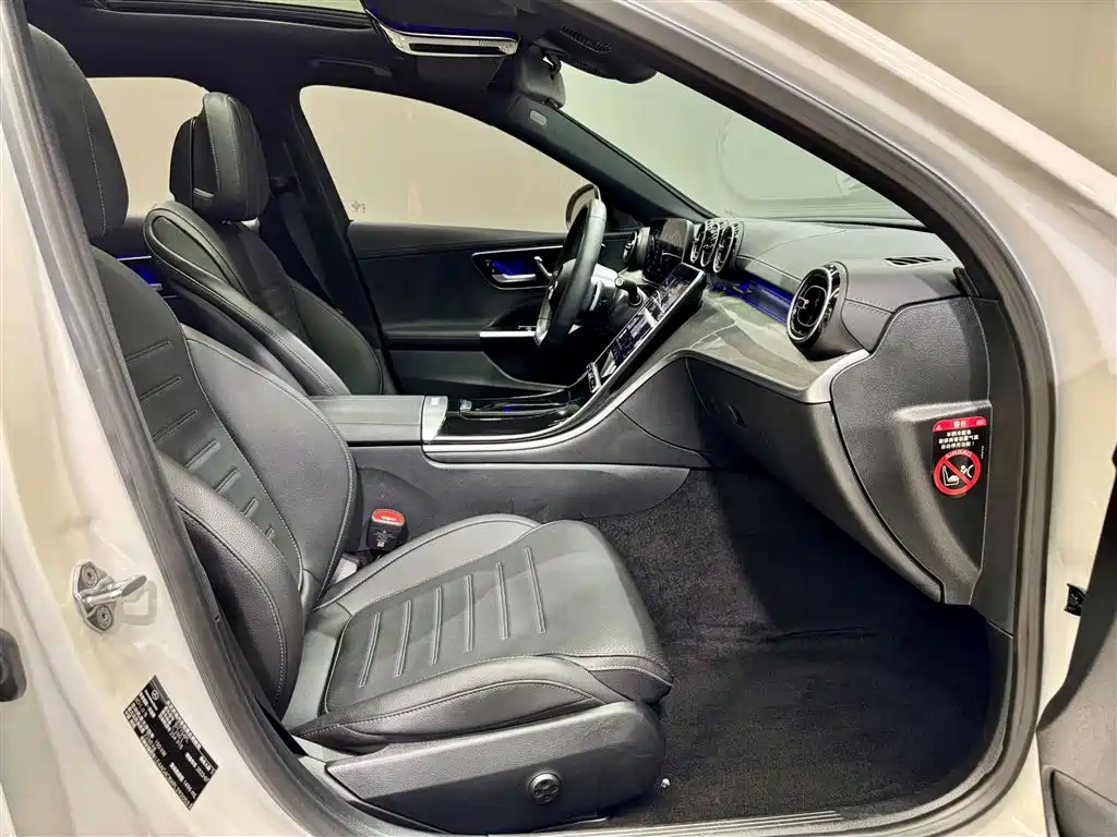 Mercedes-Benz C-Class 2023 — фото 20