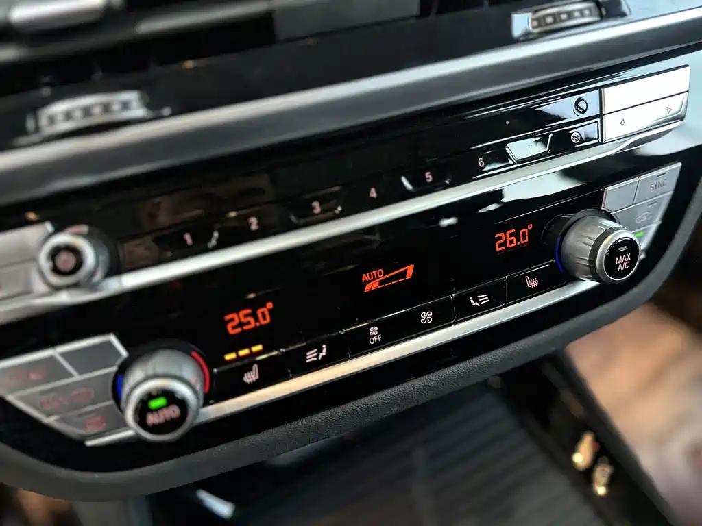 BMW X3 2021 — фото 11