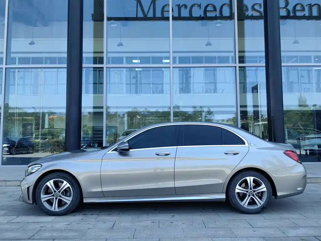 Mercedes-Benz C-Class 2021 — фото 3