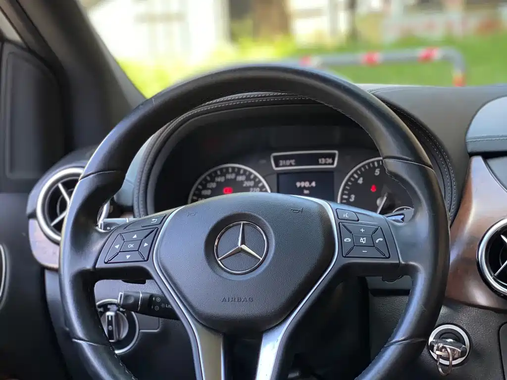 Mercedes-Benz B-Class 2013 — фото 31