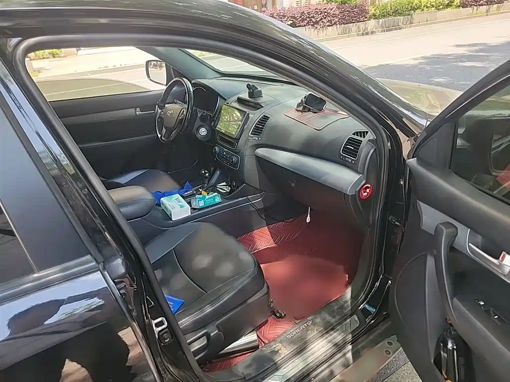Kia Sorento 2015 — фото 20