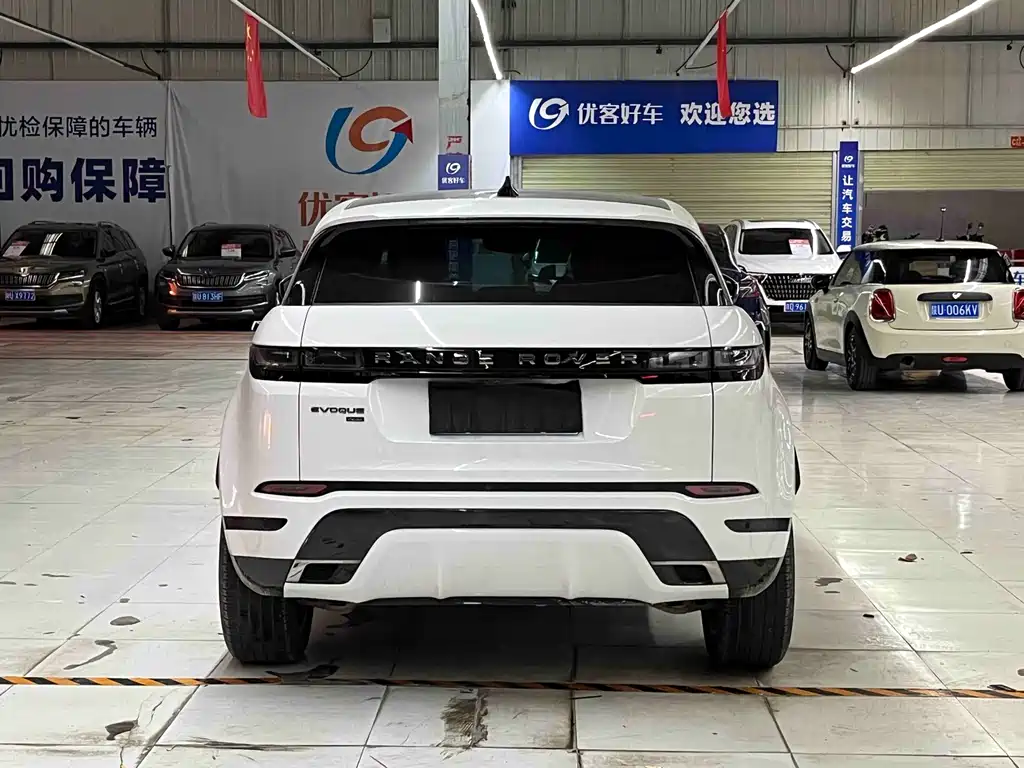 Land Rover Evoque 2021 — фото 15