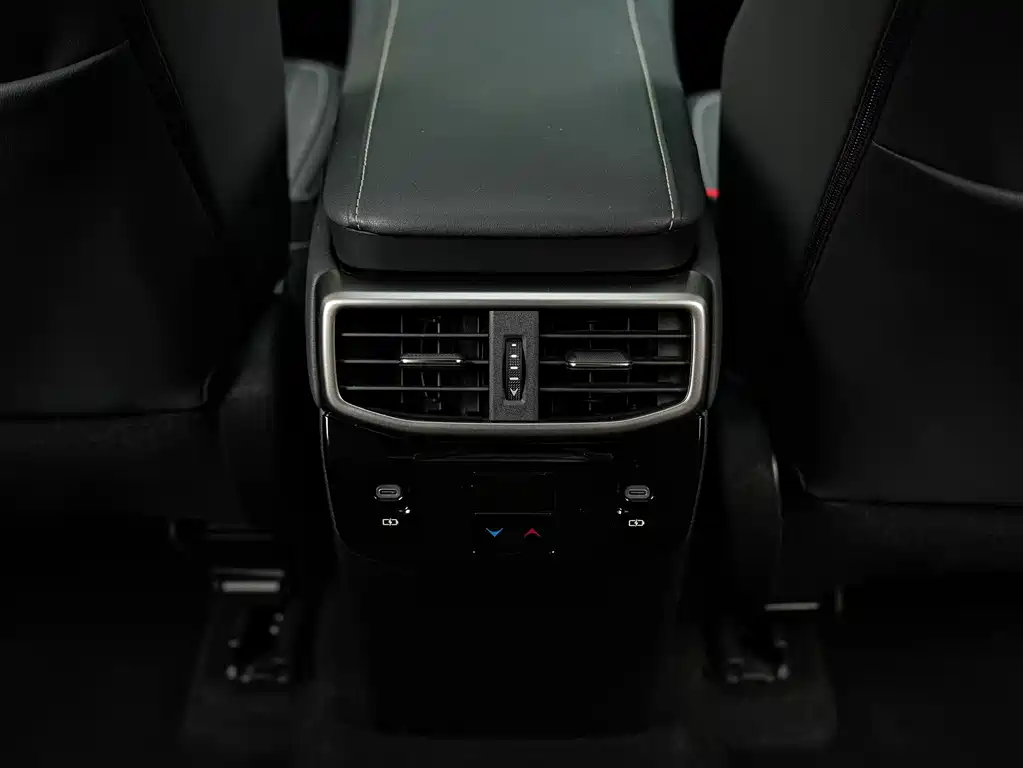 Lexus RX 2025 — фото 17