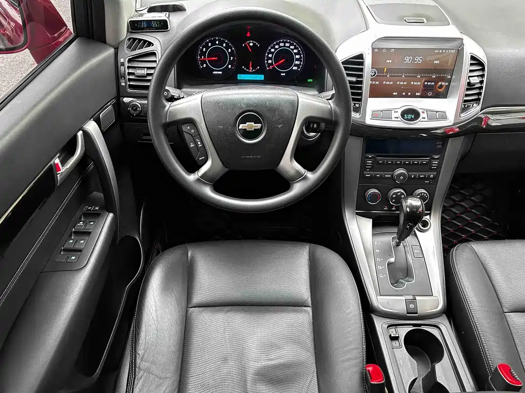 Chevrolet Captiva 2014 — фото 11