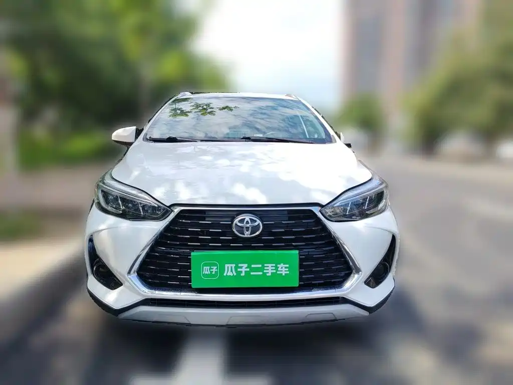 Toyota Yaris L 2022