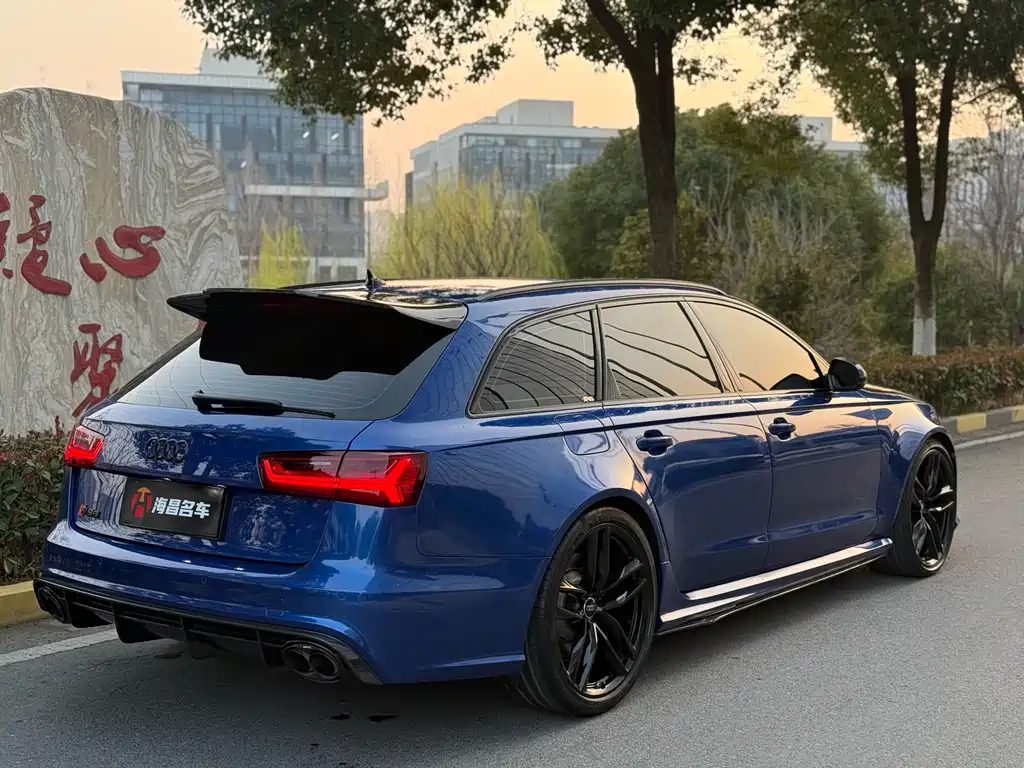 Audi RS 6 2017 — фото 6