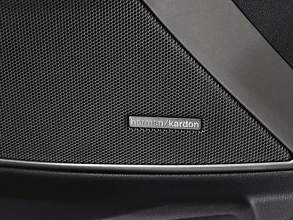 BMW M3 2025 — фото 22