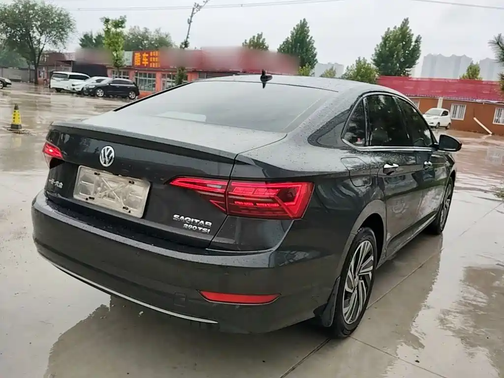 Volkswagen Sagitar 2021