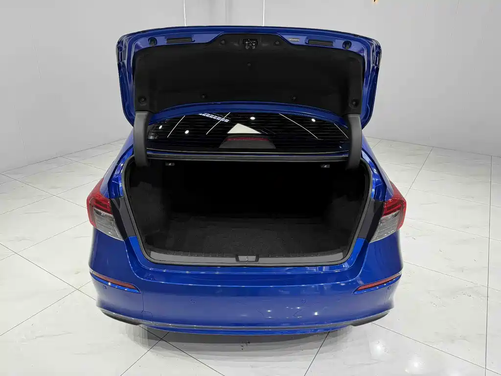 Honda Civic 2022 — фото 17