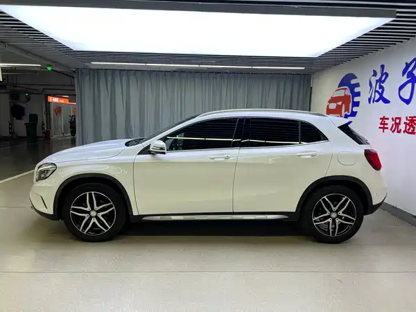 Mercedes-Benz GLA 2017