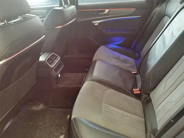 Audi A6L 2021