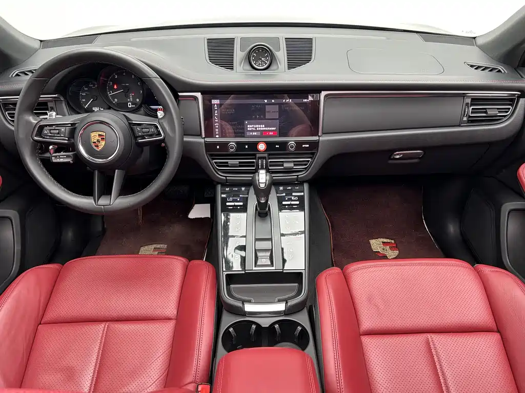 Porsche Macan 2023 — фото 13