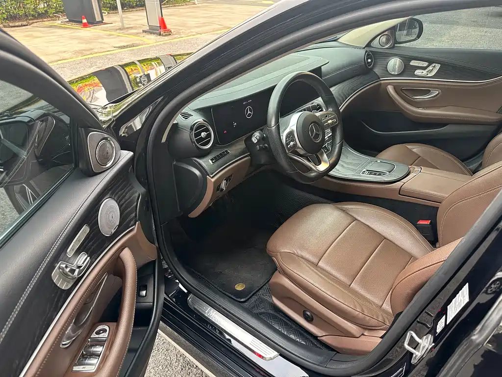 Mercedes-Benz E-Class 2020 — фото 4