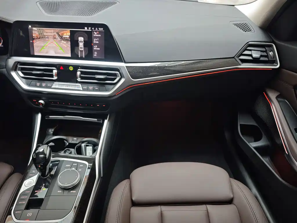 BMW 3 Series 2021 — фото 15