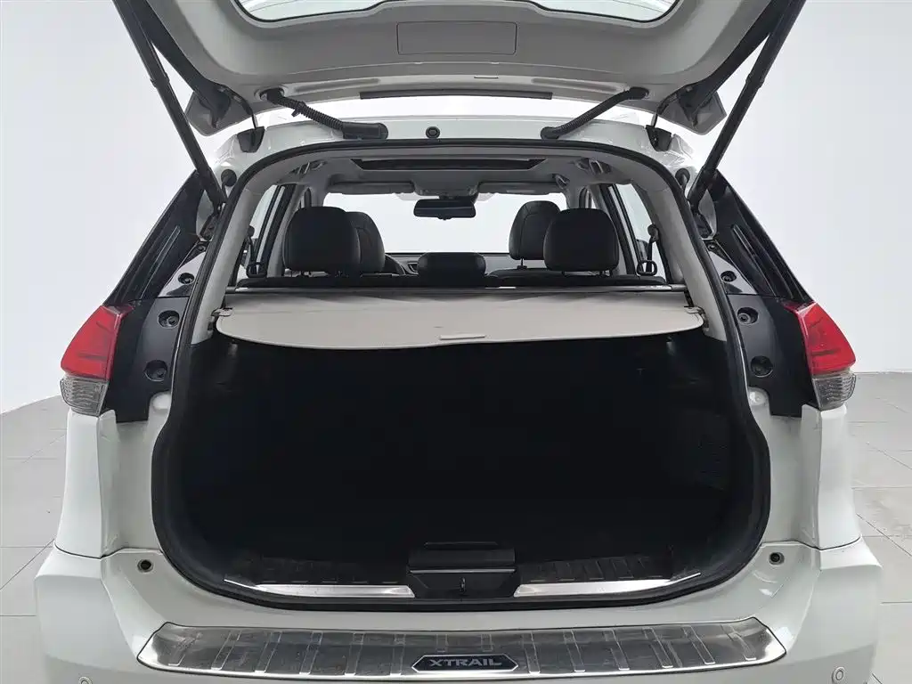 Nissan X-Trail 2018 — фото 16