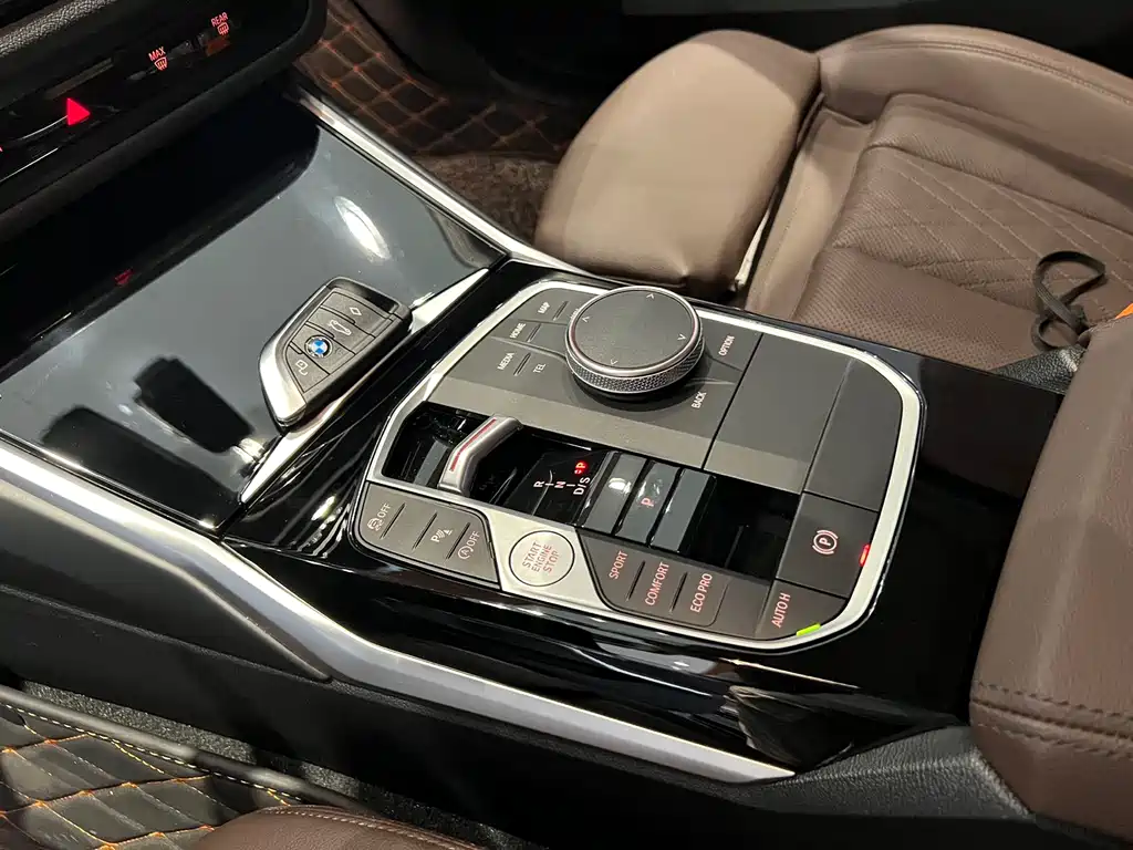 BMW 3 Series 2023 — фото 15